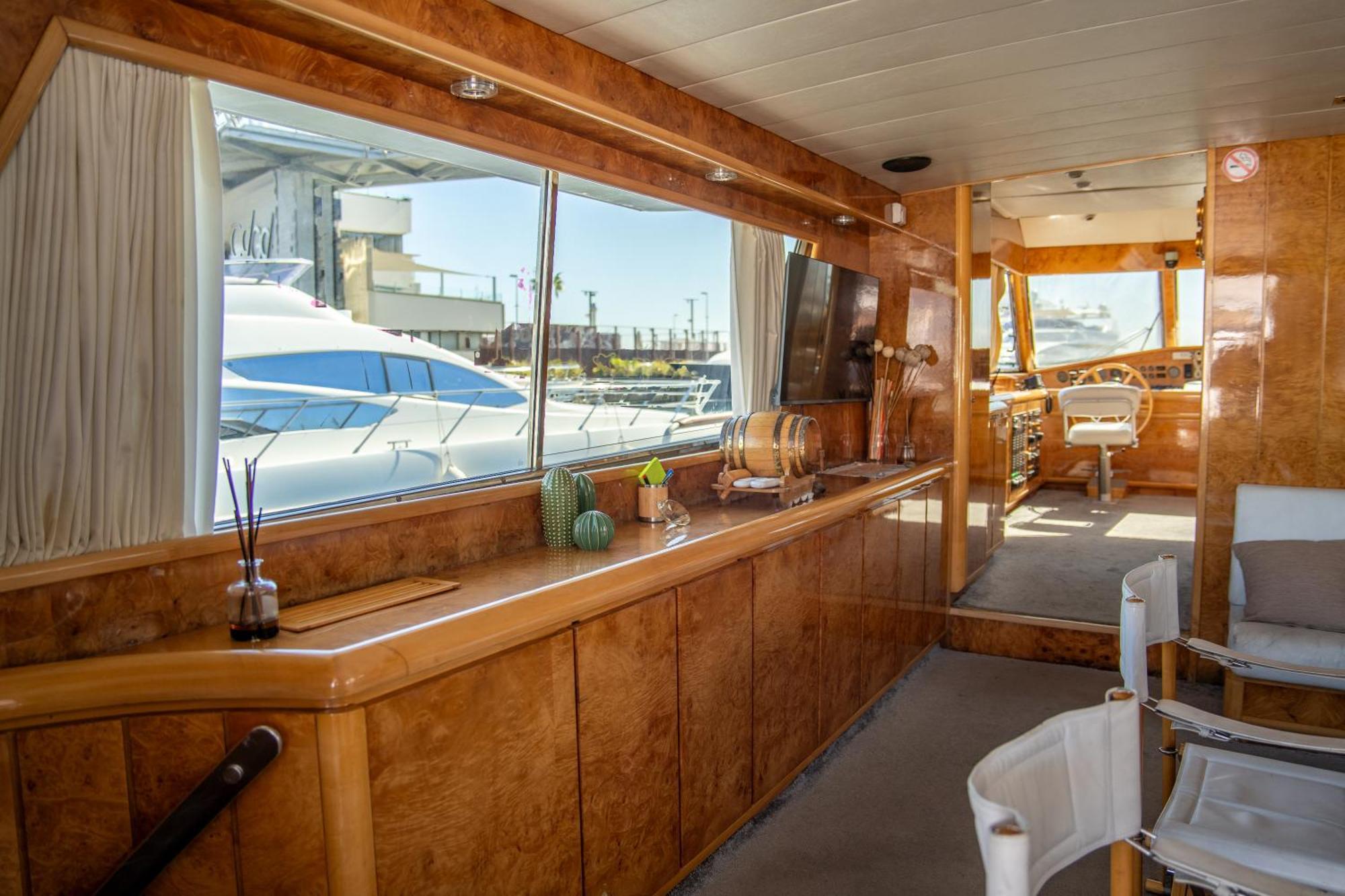 Boat Aloha Hotel Sant Adria de Besos Exterior photo
