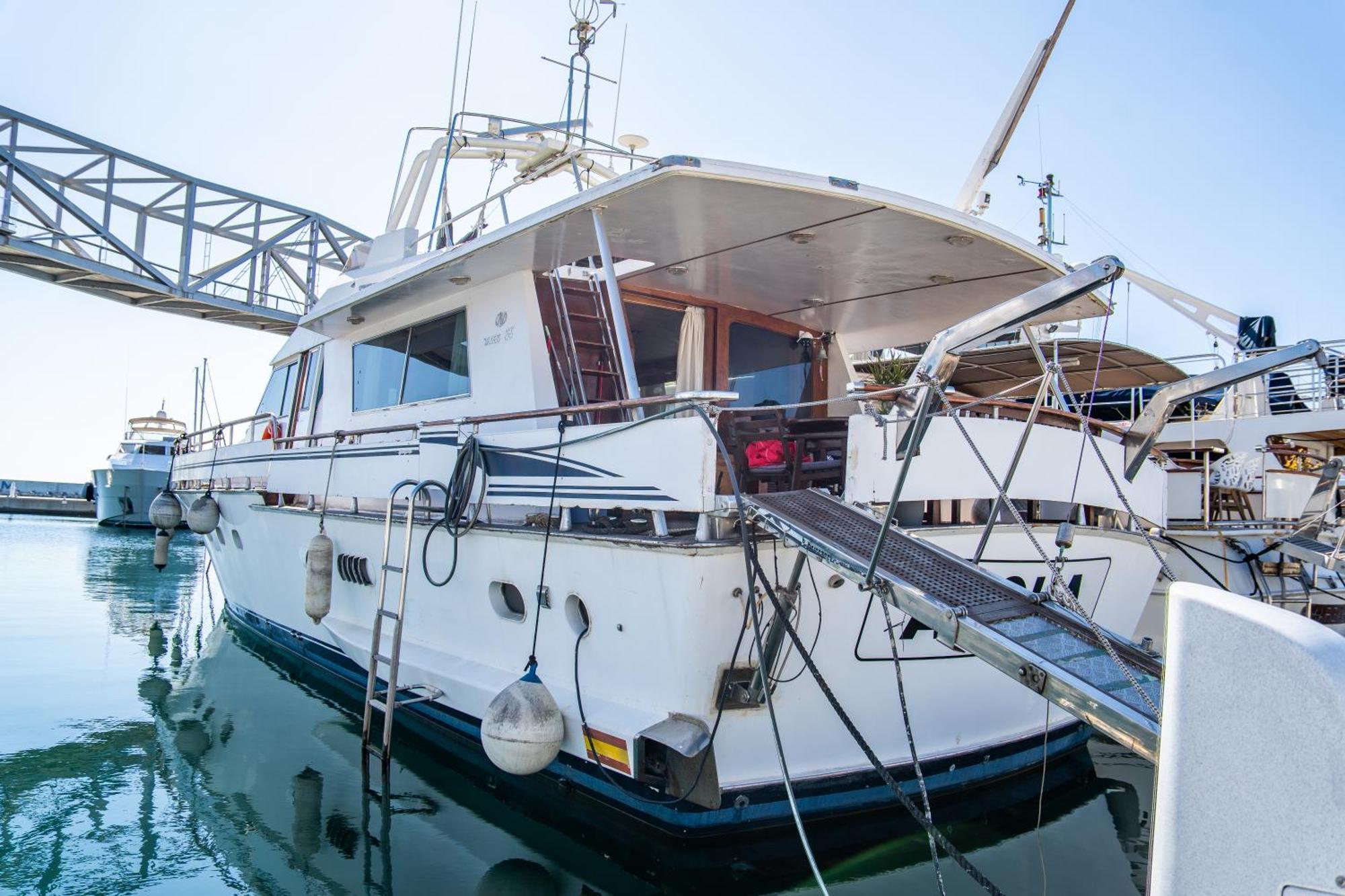 Boat Aloha Hotel Sant Adria de Besos Exterior photo