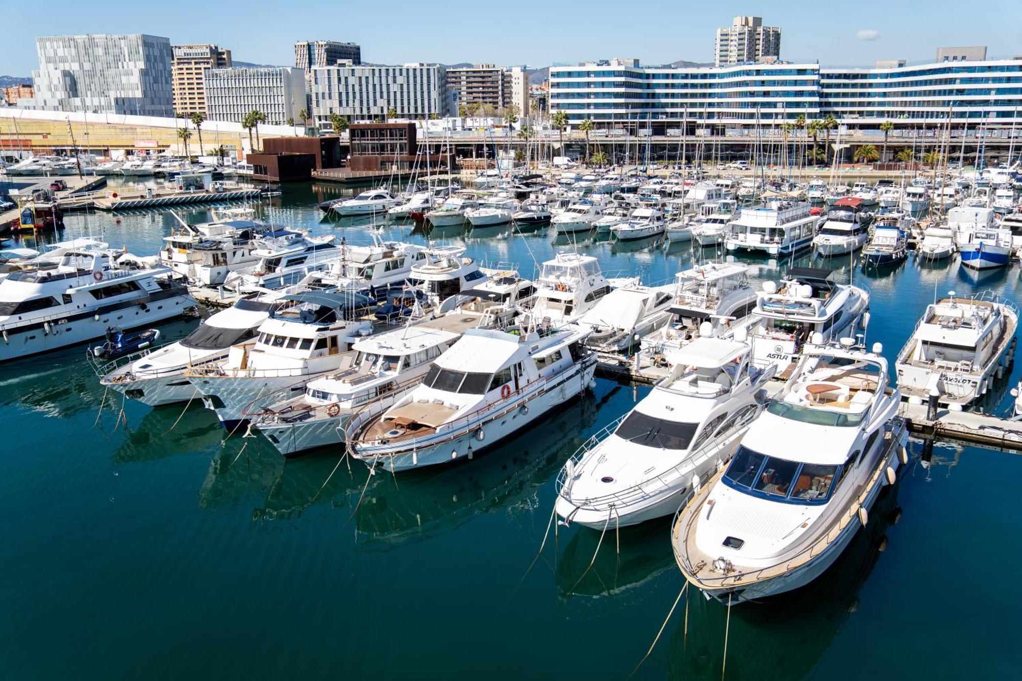 Boat Aloha Hotel Sant Adria de Besos Exterior photo