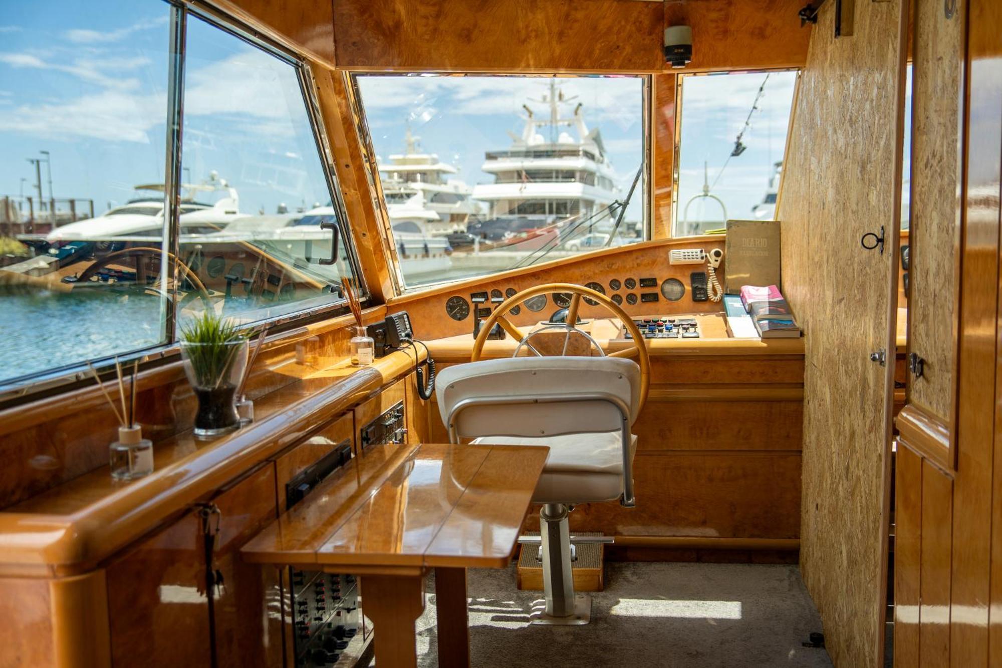 Boat Aloha Hotel Sant Adria de Besos Exterior photo